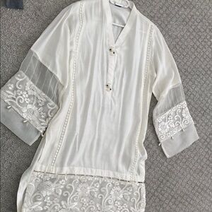 Elegant White Embroidered Tunic